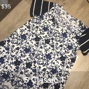 BNWT Lularoe Small Classic T